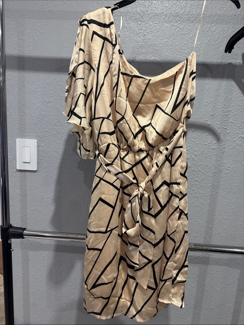 Charming Charlie Beige and Black One-Shoulder Geometric Dress
